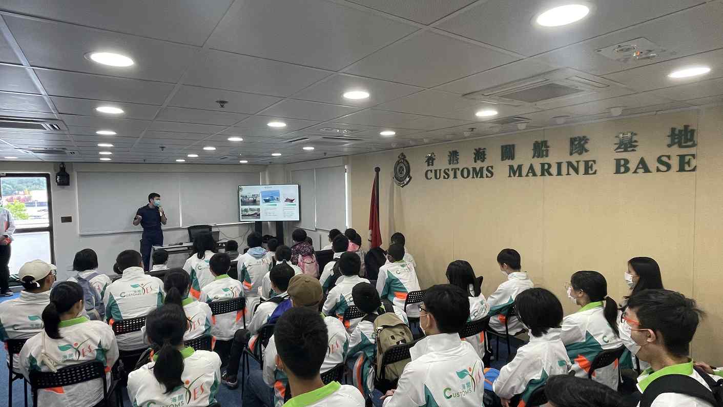 參觀香港海關船隊基地-活動花絮27