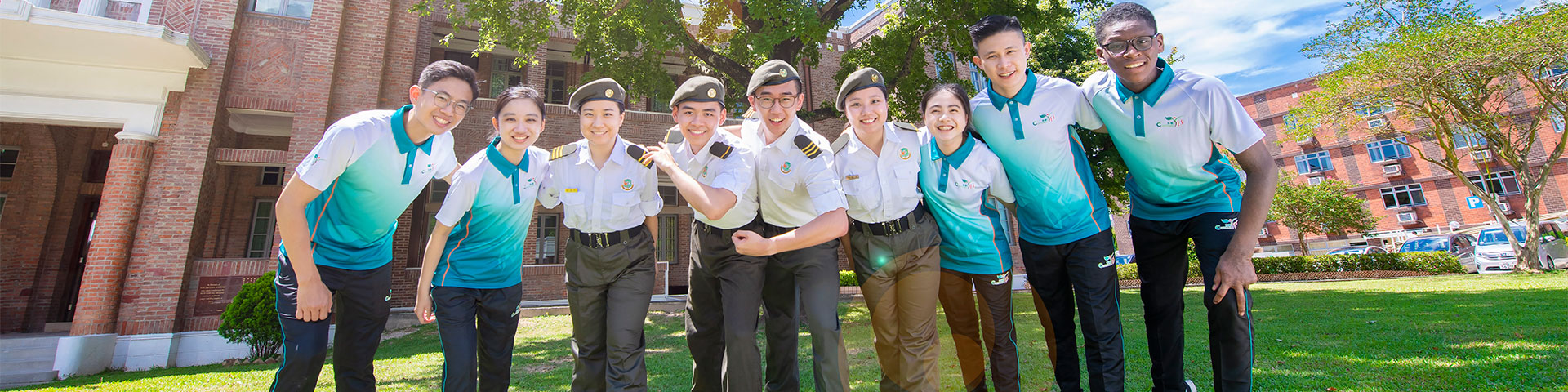 Customs YES 海報 及 小冊子