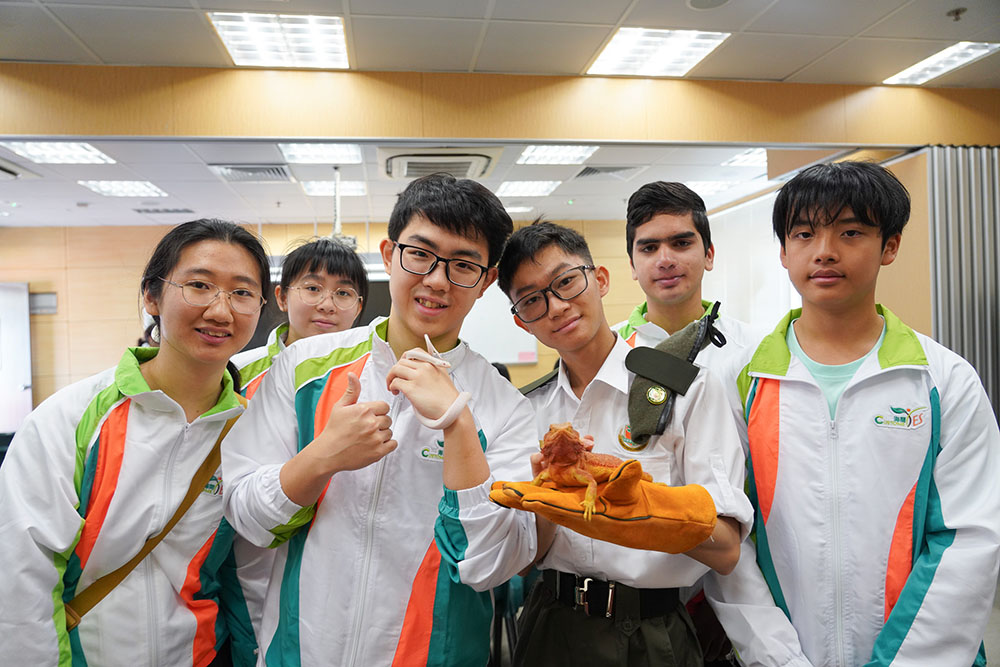 Customs YES x 螢火蟲保育基金會